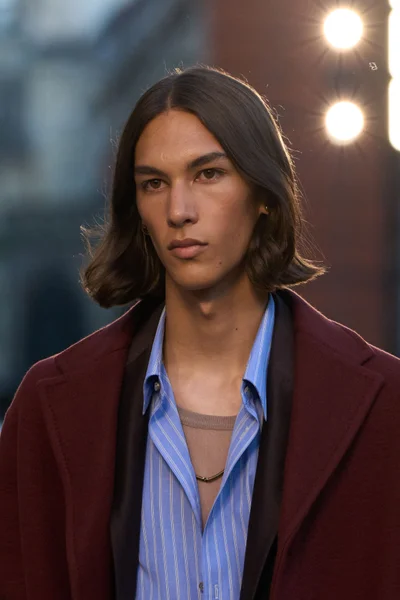 Look 38
